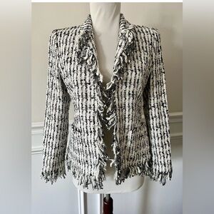 Escada Size 40 blazer in good condition